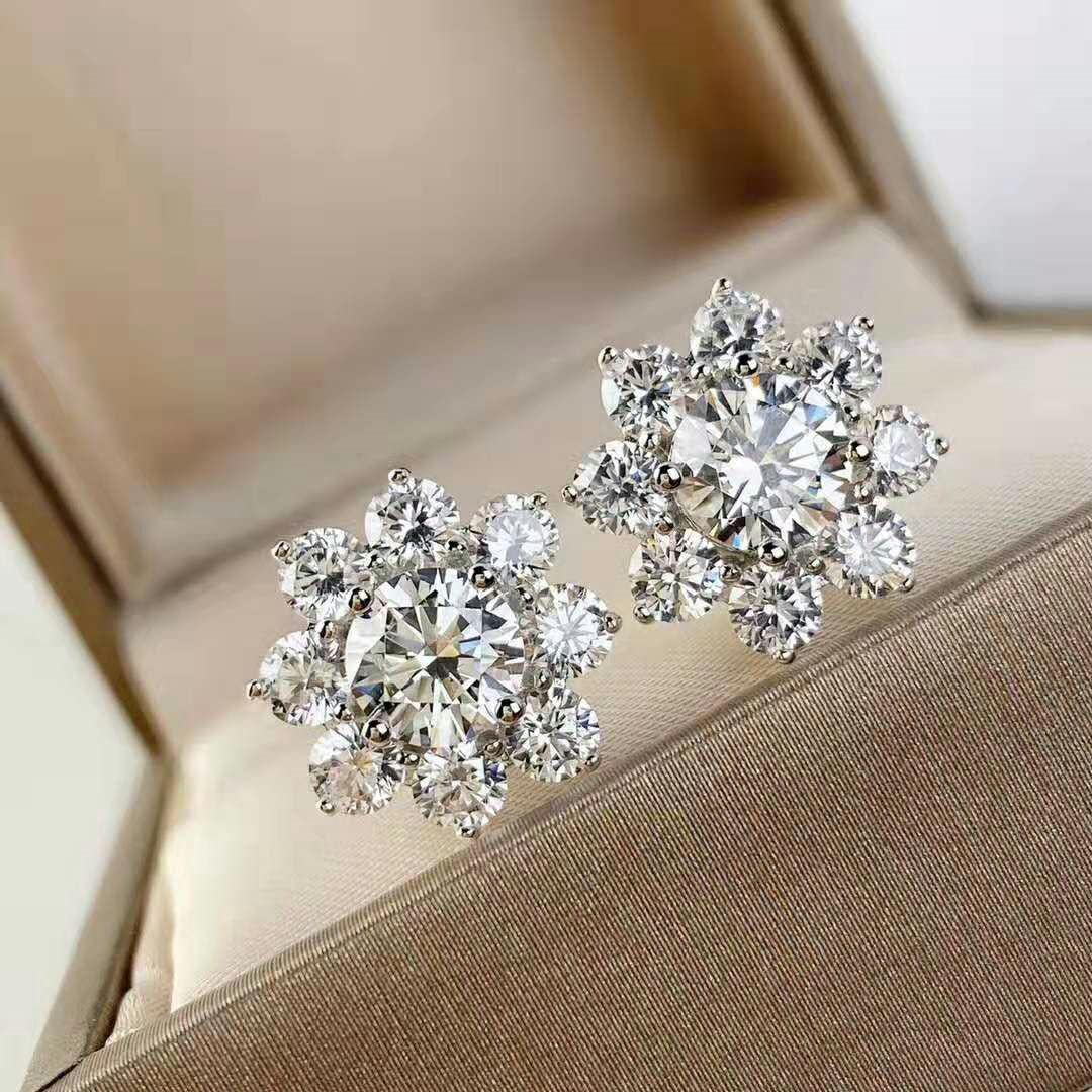 美品」Ｋ18 計2.42ct ダイヤモンド ピアス au750n0 | verdadcre.com